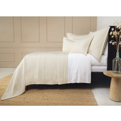 Carlyle Coverlet