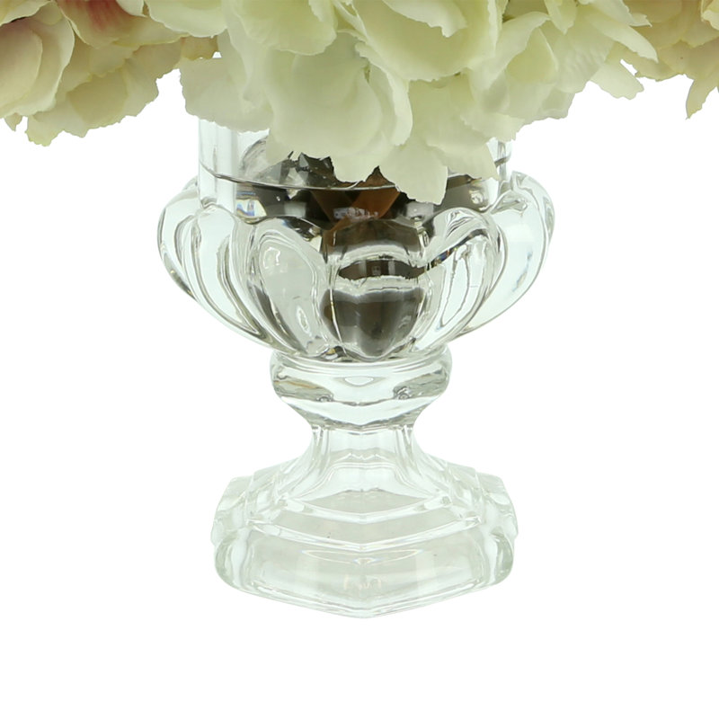 Arrangement floral hortensias en vase
