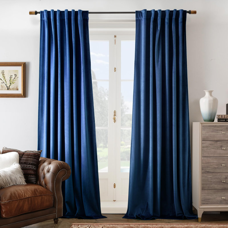 Ensemble de rideaux en velours 2 panneaux Dessy, L 52 po x L 96 po, Blanc