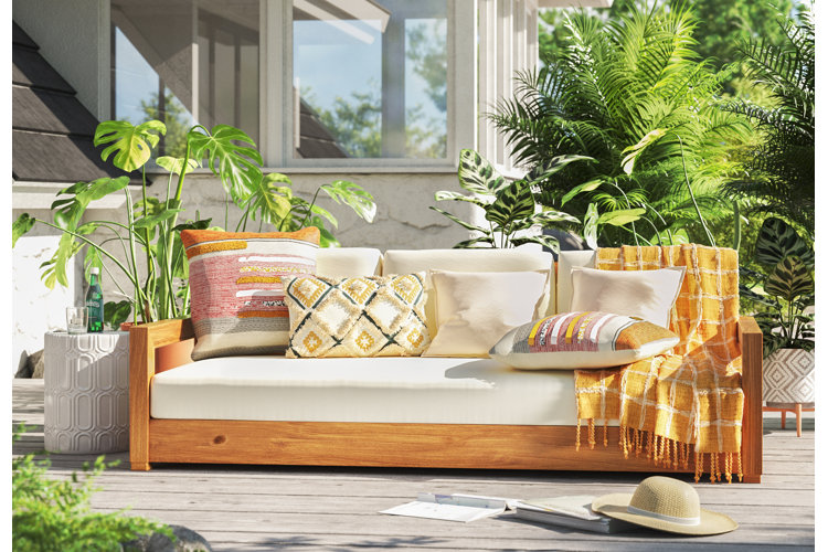 oiling teak furniture