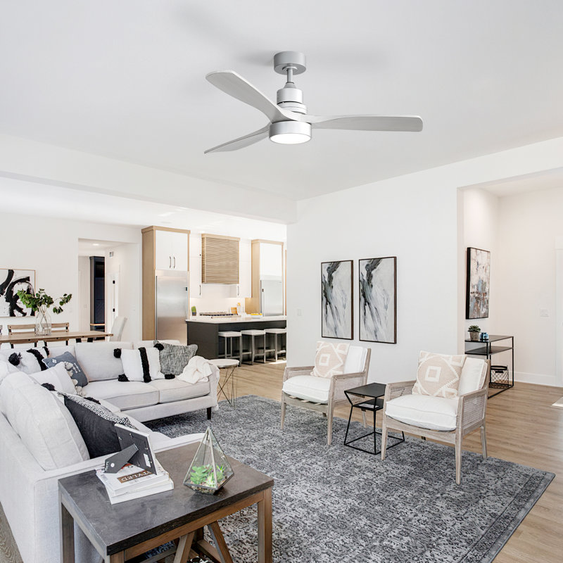 Ventilateur de plafond à DEL standard Kemp, Argent avec pales gris clair