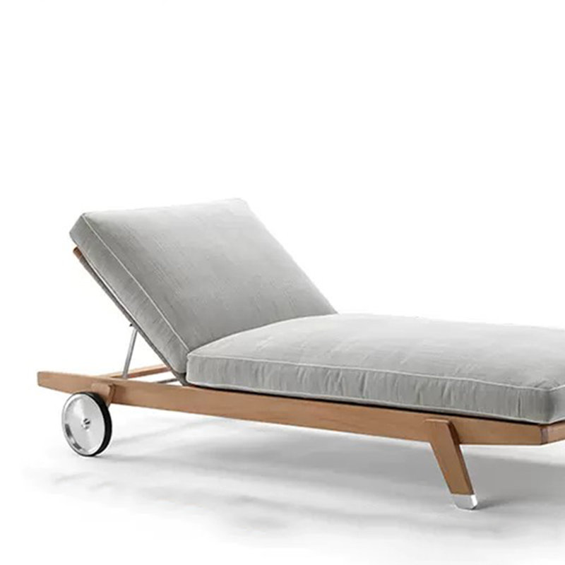 Chaise longue d'extérieur inclinable en teck