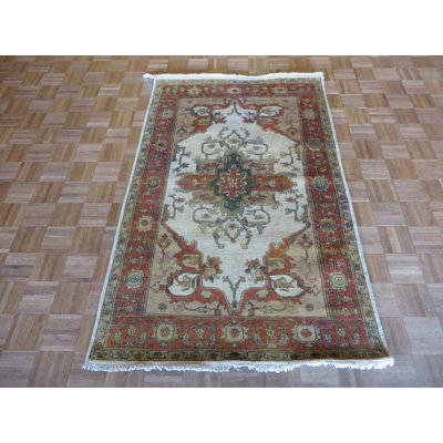 Dereyon Silk Oriental Indoor Rug