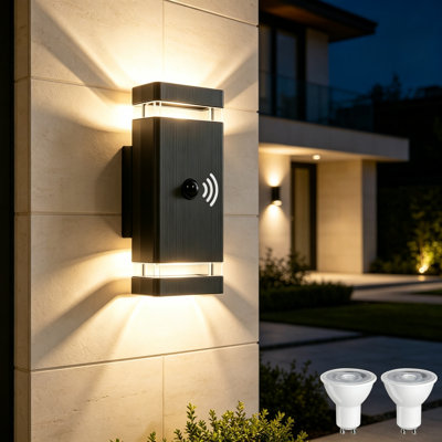 Anthracite Grey Plug-in Outdoor Sconce