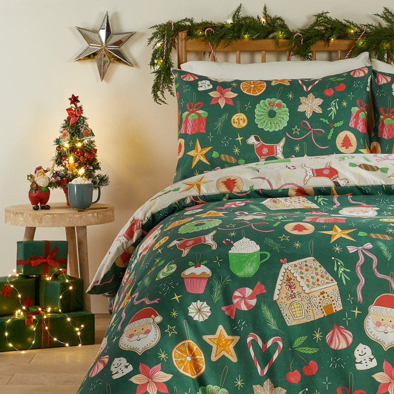 Festive Treats Polyester No Pattern Duvet Cover Set with Pillowcases Included