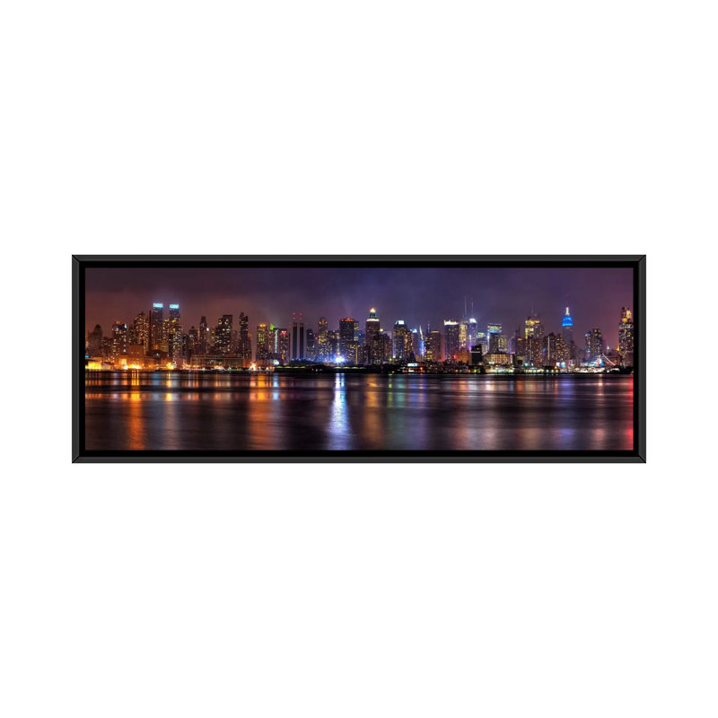 New York Skyline Cityscape (Night) - Photographie panoramique sur cadre flottant, H 16 po x l 48 po x P 1,5 po
