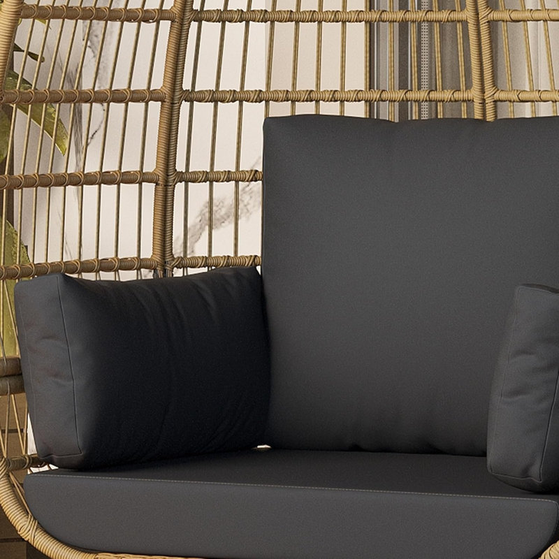 Outdoor Lounge Chair