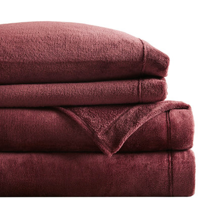 Twin Size 3 Pcs Burgundy Sheet - Comfortable And Relaxing 100% , Double Brushed For A Luxurious Velvet Finish, Comes With Flat Sheet, Fitted Pillowcase, 16" Mattresses, Easy Machine Care, Warm Cozy