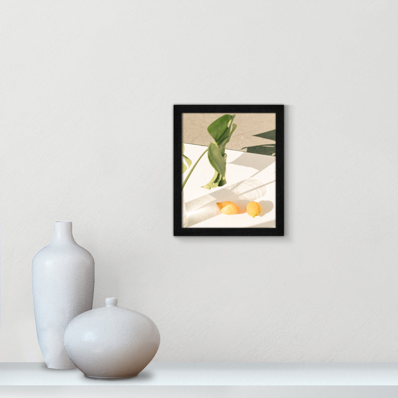 Citrus & Palms par Chandra Oh - art encadré, Noir, H 15 po x l 13 po x P 0,75 po