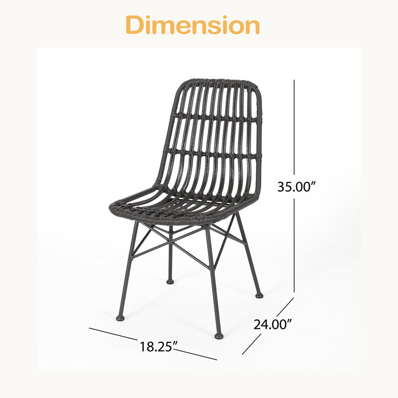 CHAISE