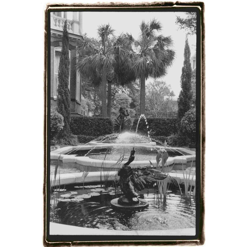 Fontaine de jardin II, H 30 po x l 20 po