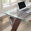 Bureau moderne en verre