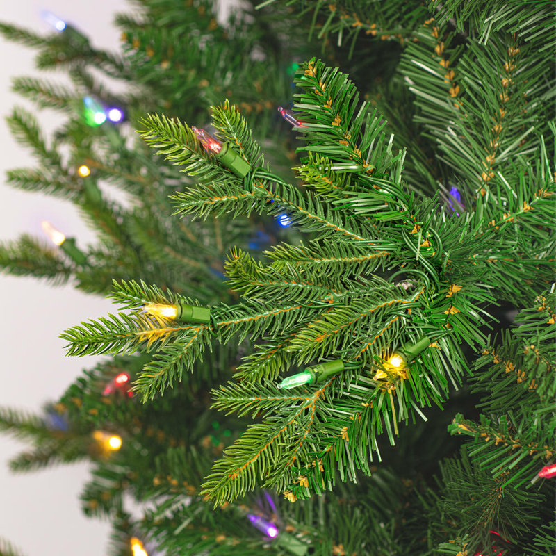 Vickerman Wistler Spruce Artificial Christmas Tree 7.5' H Lighted Artificial Spruce Christmas Tree