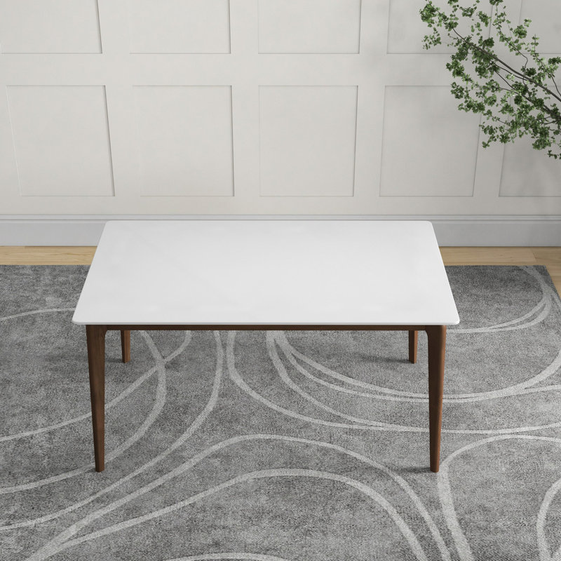 Table de salle à manger en bois Lindsey