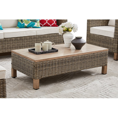 Centrahoma Rectangular Metal Outdoor Coffee Table