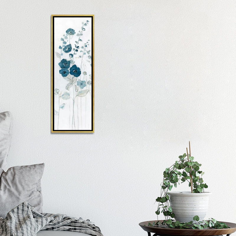 «Fields of Blue I» par Sally Swatland, reproduction d'art sur toile, H 36 po x l 12 po x P 1,5 po, Toile encadrée d'or