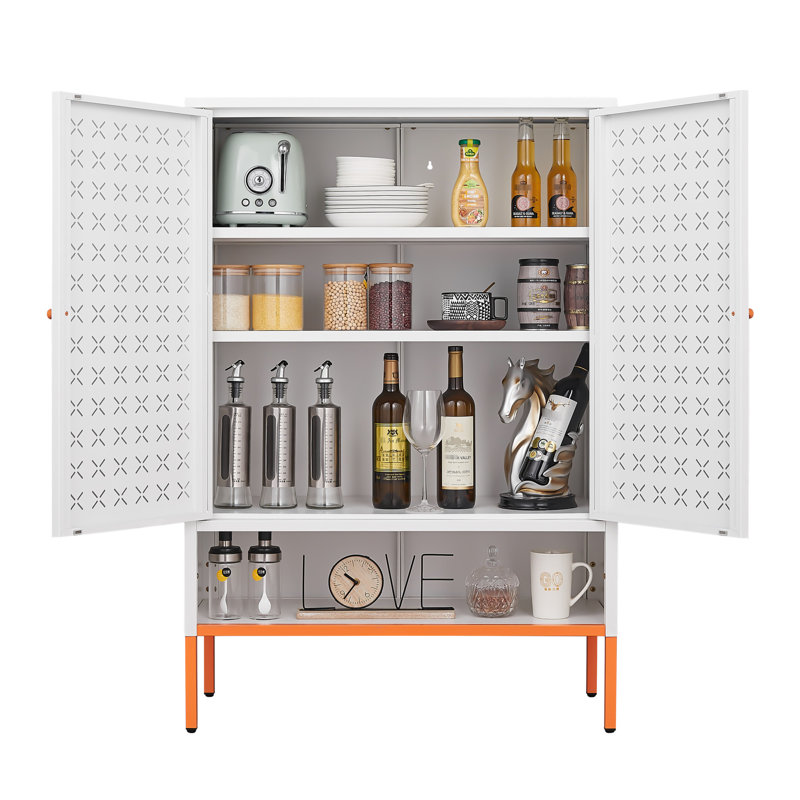 Armoire porte-chaussures à grille blanche en métal à deux portes, 15 pieds de haut, tablettes réglables, style moderne pour les espaces primaires, base surélevée, salon