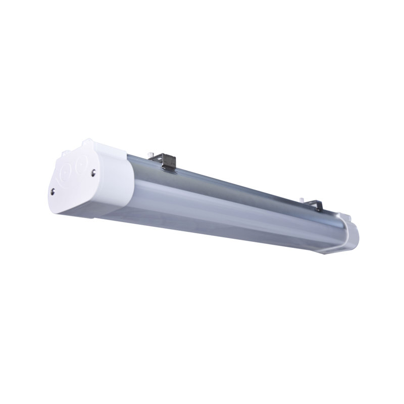 Luminaire linéaire à l'épreuve de 2 pieds à DEL 20 watts avec capteur de micro-ondes intégré CCT sélectionnable