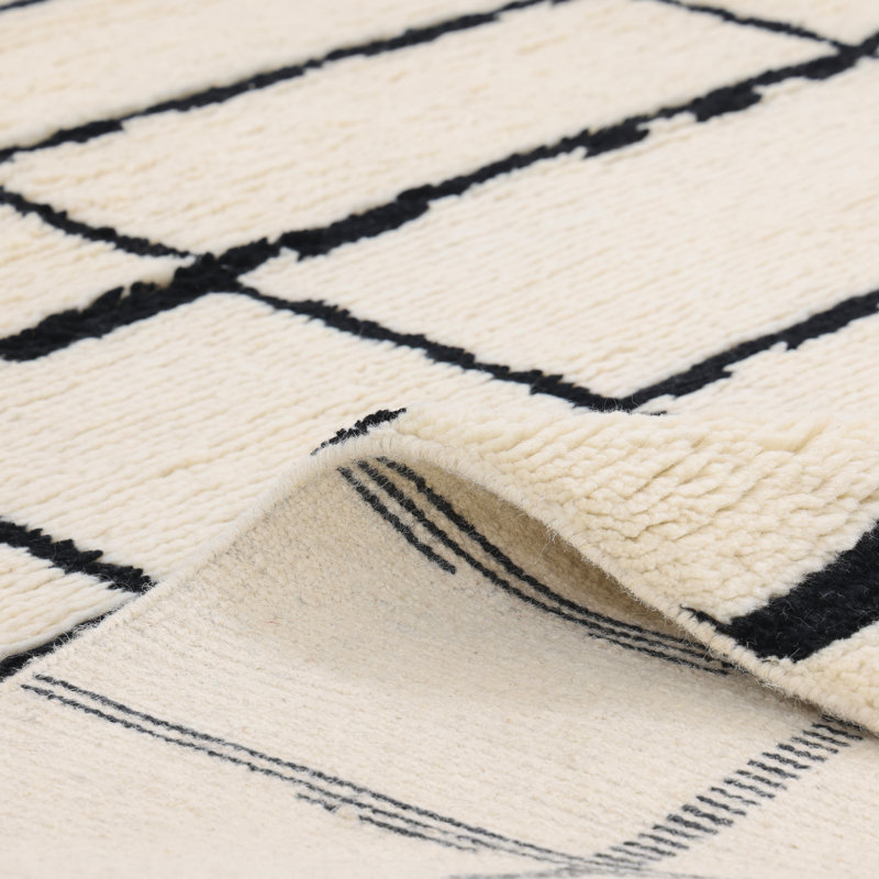 Paris Geometric Area Rug in Ivory/Black, Rectangle 8' x  10'