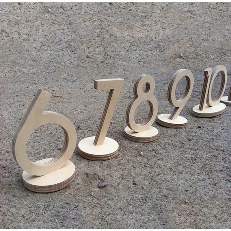 Plateau de table en chiffres