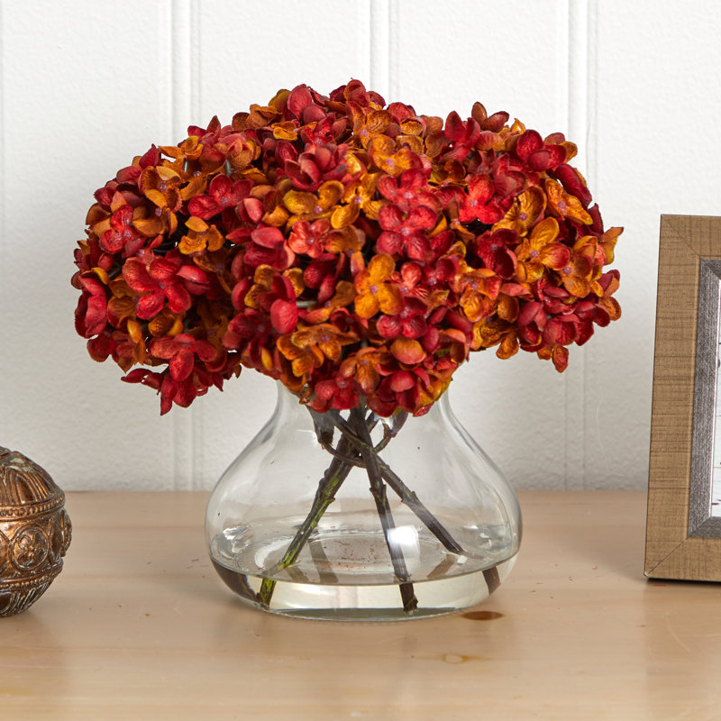 Arrangement floral Pauletta Hydrangea dans un vase, rouille