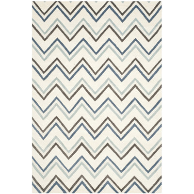 Laquaya Hand Tufted Wool Chevron Rug