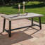 Table de salle à manger d'extérieur en bois gris sablé avec structure en fer noir rustique, structure métallique stable, 75 cm (H) x 178 cm (L) x 89 cm (P), capacité de charge de 136 kg, panneaux à lattes, bois haute performance.