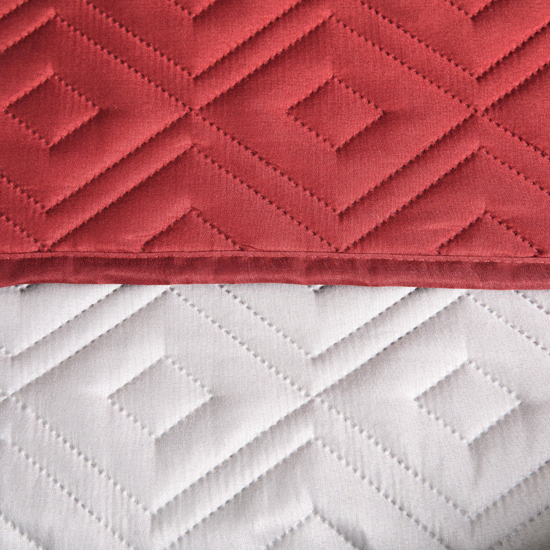 Reversible Waterproof Sofa Cover – Quilted Anti-Slip Couch Protector with Adjustable Strap, 179cm H x 224cm W - (2 Seater)