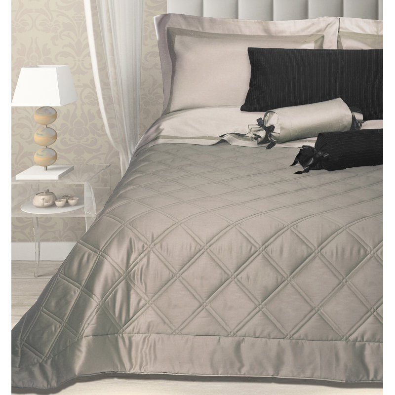 Onice Quilt, King Quilt, Silver Gray 1
