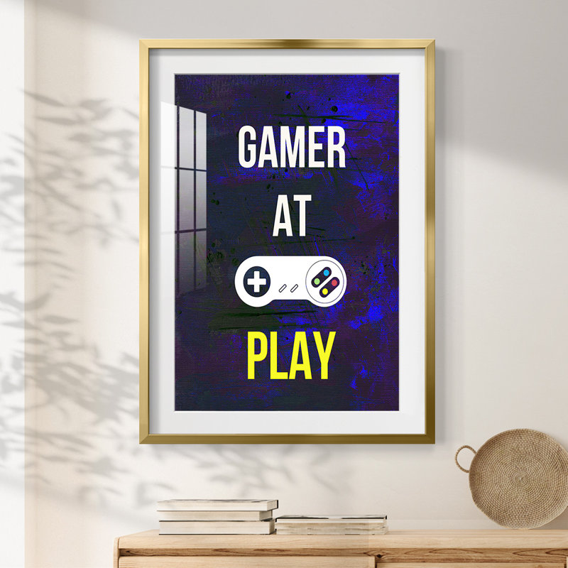 «Gamer at Play VI», impression encadrée, H 28,5 po x l 20,5 po, Doré