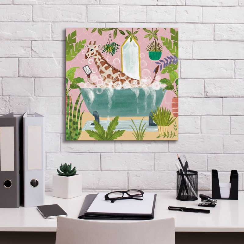 Toile épique Graffiti «Giraffe In Tub No Drink» par Farida Zaman, 18 po x 18 po, H 18 po x l 18 po