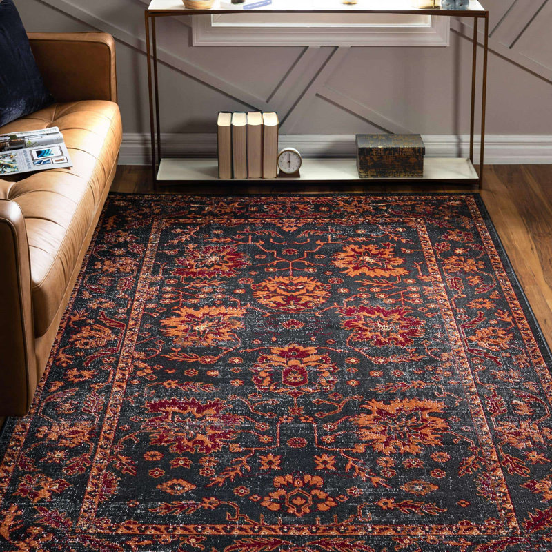 Tapis noir à motif floral, Rectangle 4 pi 1 po x 6 pi 1 po