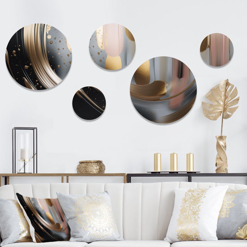 Abstract Wall Decor on Metal