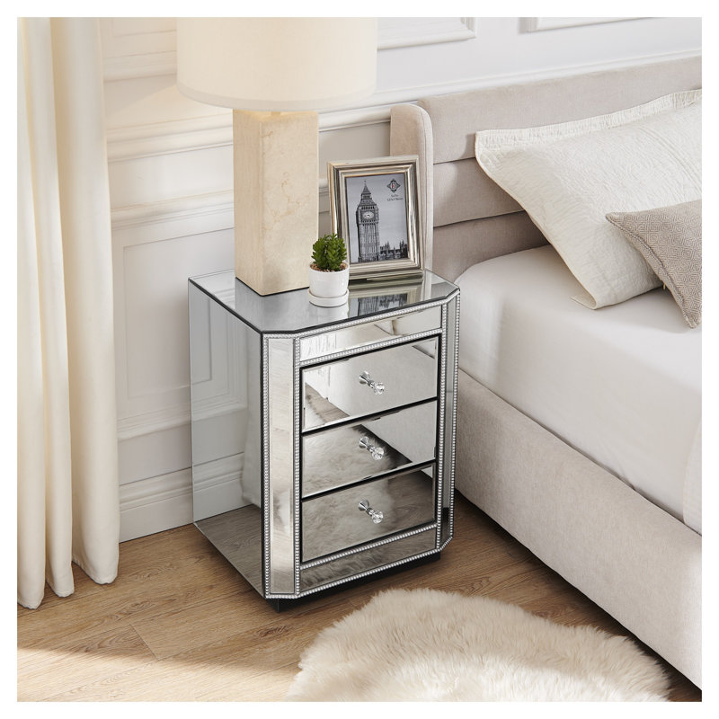 Table de chevet moderne à 3 tiroirs avec boutons en cristal - Table de chevet en miroir argentée pour chambre à coucher, salon et vestibule (l 17,7 po x P 13,8 po x H 23,6 po)