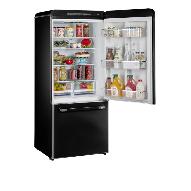 Réfrigérateur à congélateur inférieur sans givre 17,7 pi³ Classic Energy de 30 po Classic Retro, Nuit noire