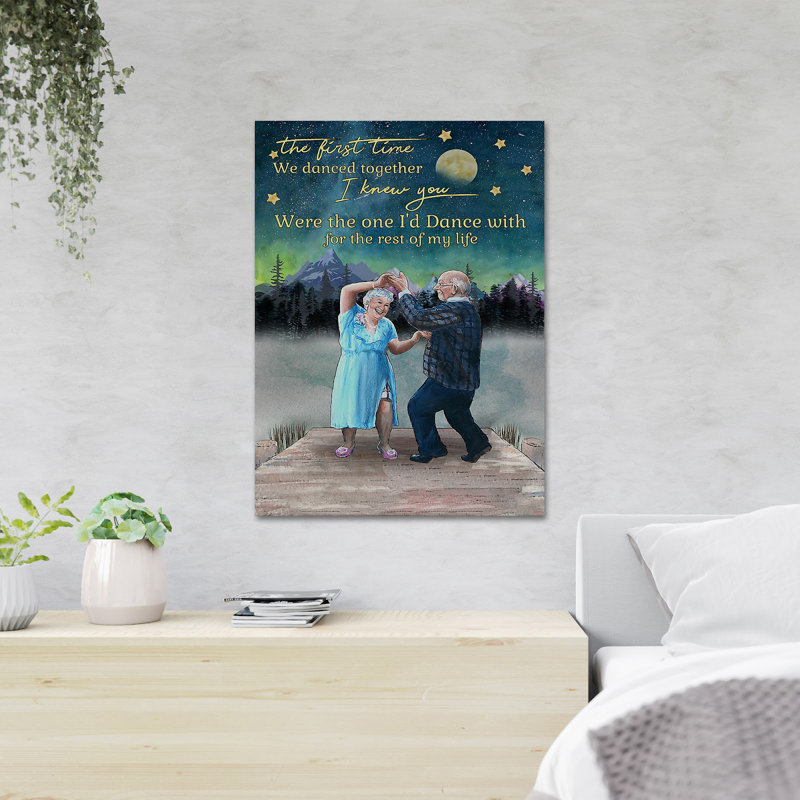 «Old Couple Dancing Under Moon - The First Time We Dance Together», reproduction d'art graphique sur toile tendue 1 pièce