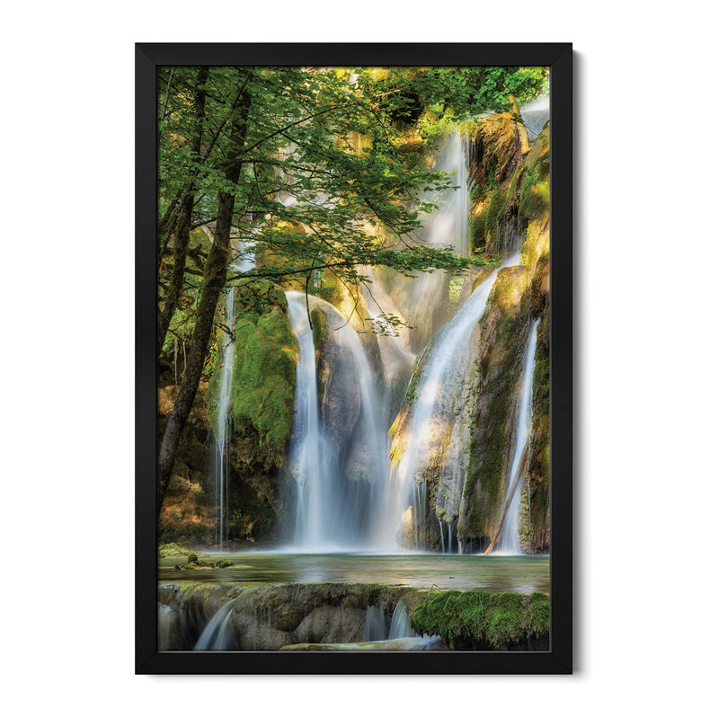 «La Cascade», affiche encadrée de qualité supérieure par Lars van de Goor, H 24 po x l 16 po