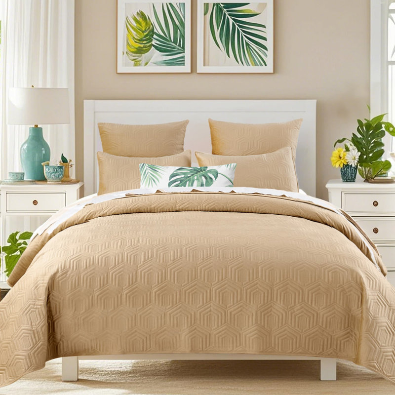 3 Pieces Velvet Quilt Set - Quilted Bedspread Coverlet Geometric Bedding Modern Contemporary, All Seasons , Beige