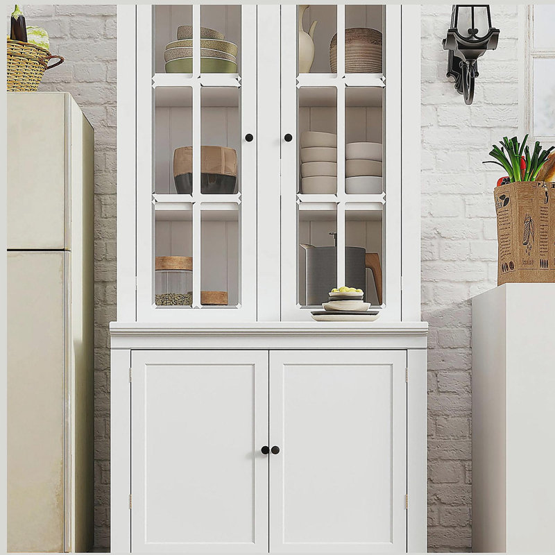Garde-manger avec porte vitrée, vitrines avec rangement