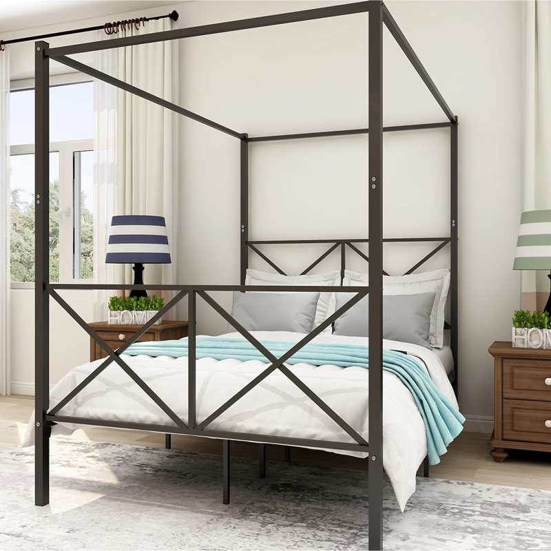 Lit plateforme double en métal noir avec baldaquin. Structure robuste. Bruit - aire de repos. Beaucoup de rangement disponible. Simple à assembler. 12 mois. Supporte un auvent noir de 400 à 600 lb. &