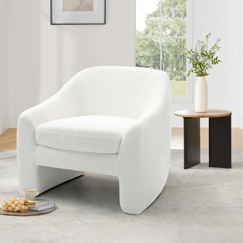 Fauteuil demi-tonneau rembourré Esly, Peluche beige