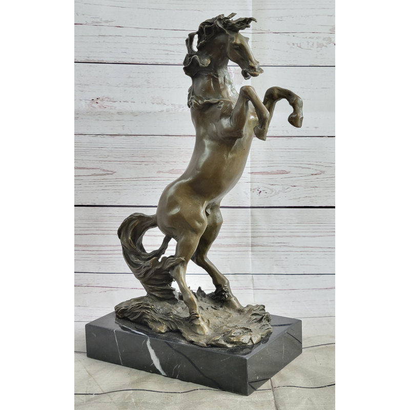 Figurines et sculptures
