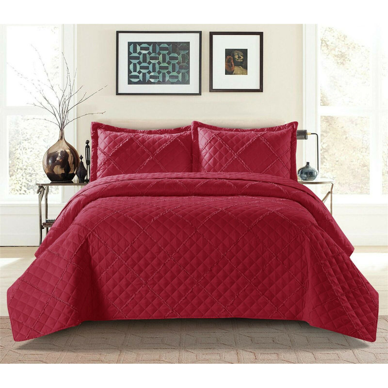 Gatcombe Microfibre Bedspread Set, 240 x 250 cm Bedspread - 2 Pillowcases , Red