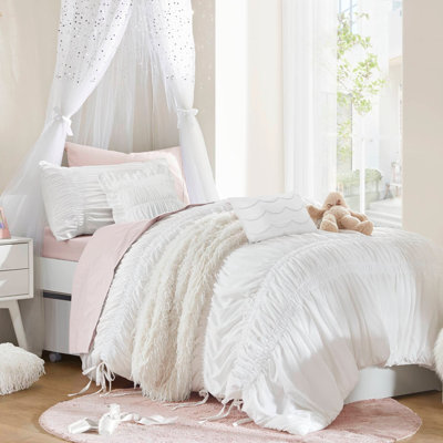 4 Pieces Twin/Twin XL Comforter Set,White