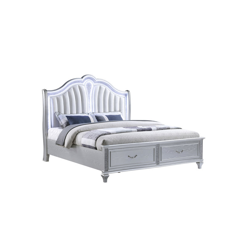 Très grand lit argenté avec tête de lit tapissier, lumières à DEL et tiroirs intégrés aux ornements en cristal de style mystique