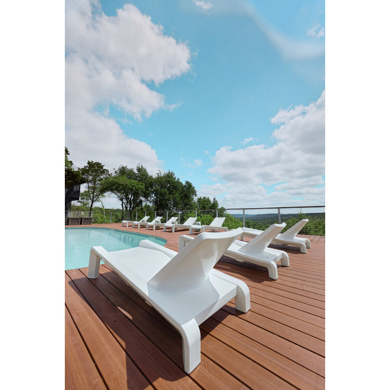 Deck Outdoor Chaise Lounge, Highcloue White