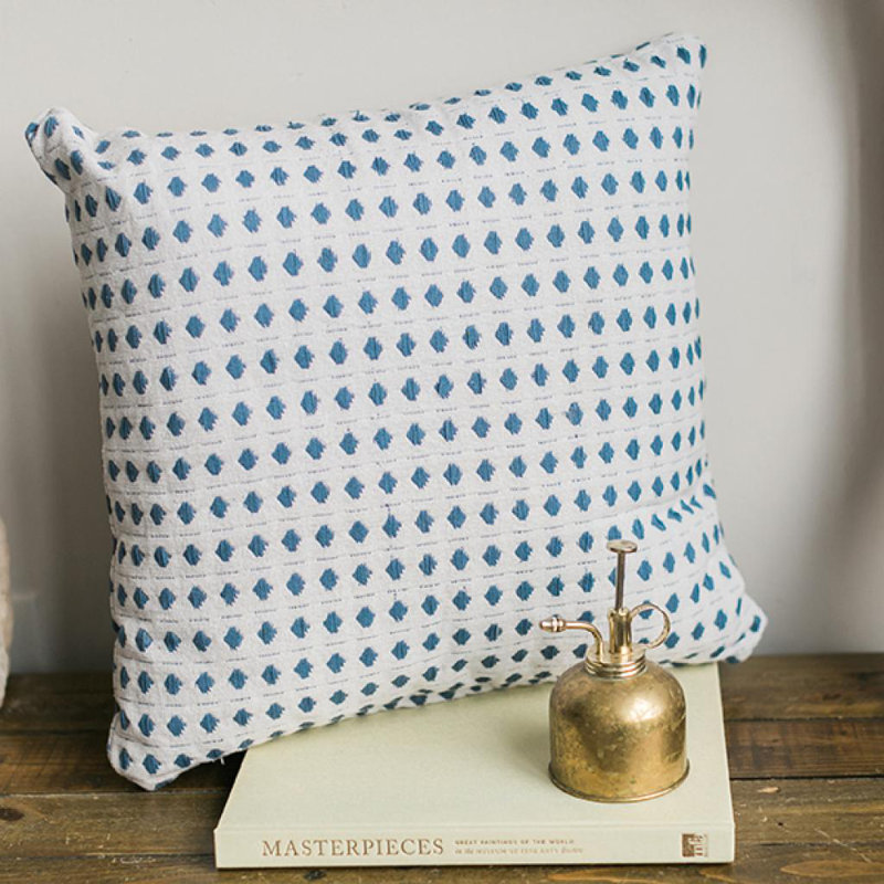 Coussin en coton 18 po x 18 po, Bleu / Crème