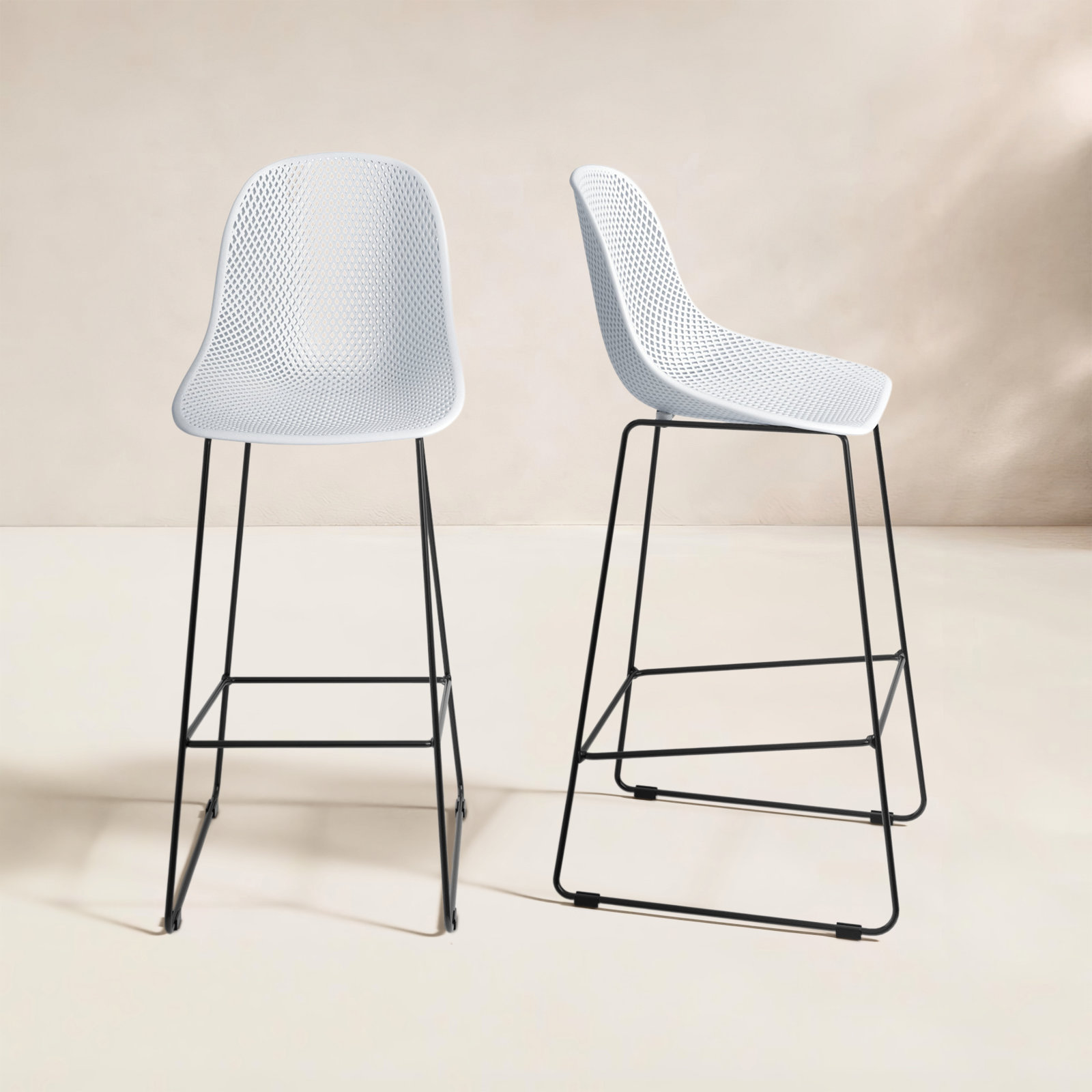 Dusti Iron Outdoor Bar Stool, 29.25" H, White