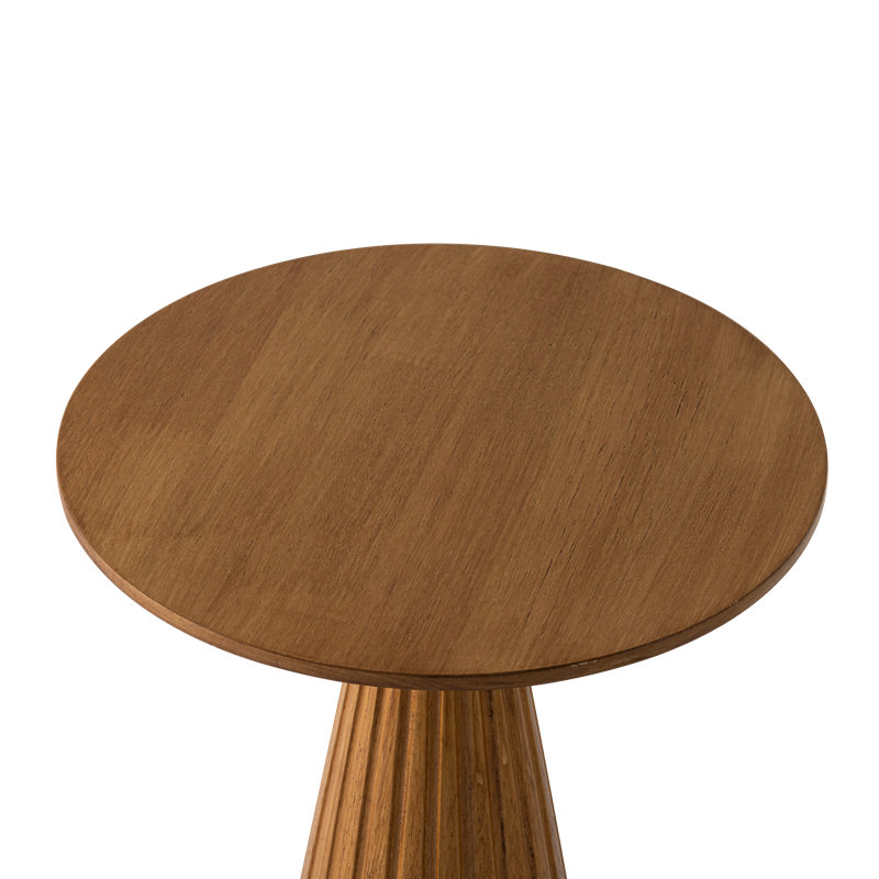 Table de bout Newton, Naturel