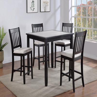 Mobilier de chambre en bois brun foncé foncé
